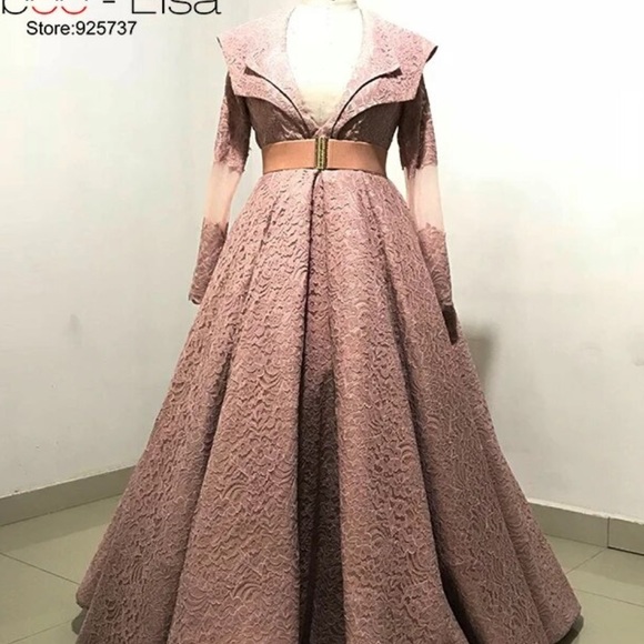 Beautiful elegant custome made dress - Picture 1 of 5